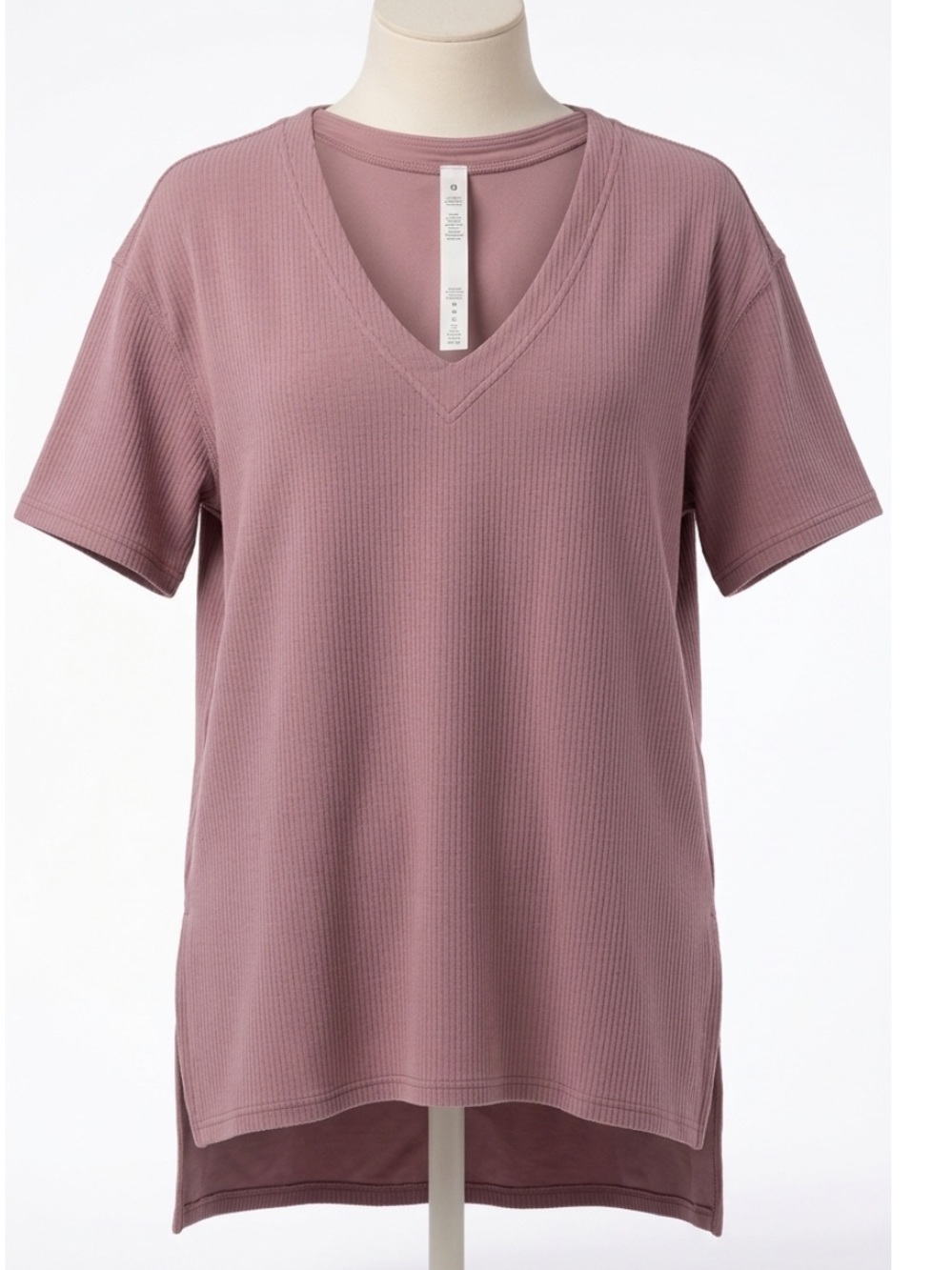 Lululemon Athletica Women's Ribbed V-Neck Top in Dusty Pink